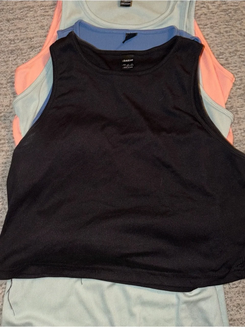 SHEIN Ribbed Tank Top - 6 piece - Picture 2 of 3